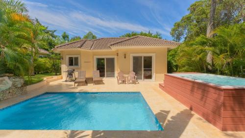 Urbanizacion Tavarez Villa | Private Pool & Jacuzzi Villa in Sosúa