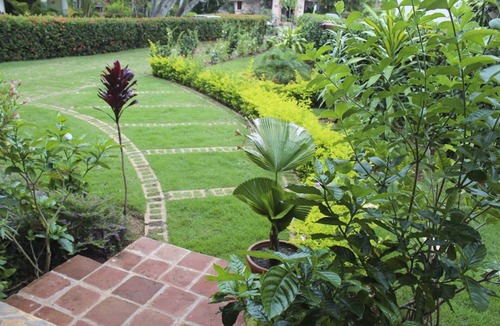 La Mulata Villa | Private, quiet 2BD villa with pool, jacuzzi, safes, BBQ, Wi-Fi, free bus