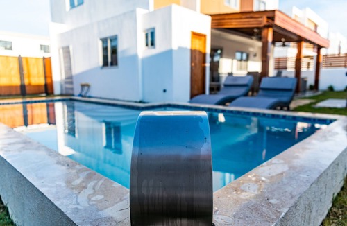 Punta Cana Villa | Private Villa with Pool for Families and Friends / 10 min Beach & Downtown