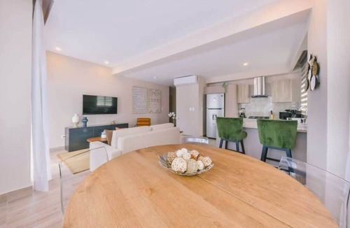 Downtown Santo Domingo Apartment | Regatta Living ll with Breakfast Included! - 907