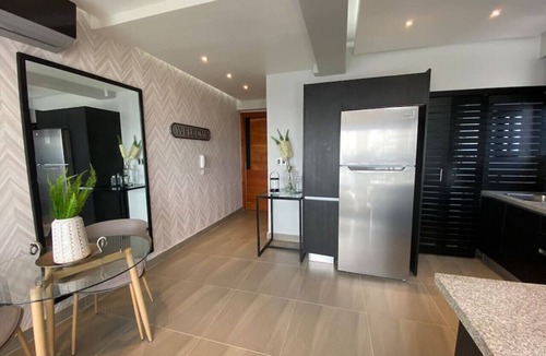 Downtown Santo Domingo Apartment | RL603 · *Elegant Downtown Penthouse with Private Jacuzzi