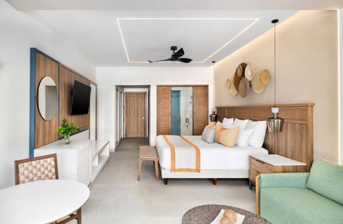 Punta Cana Resort | Romantic get away to Secrets Tides Punta Cana in the Dominican Republic