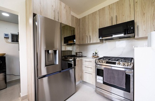 Las Terrenas Apartment | Rooftop Penthouse Jacuzzi + 2 pools. 500 m to Playa Popy