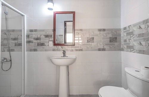 Corales del Sur House | Room-single Room Near SDQ Airport 300 M