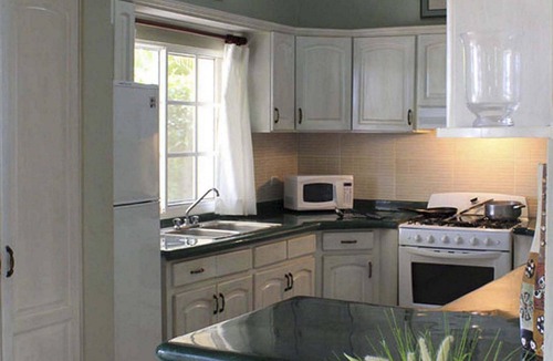 Urbanizacion Tavarez Villa | Secured 4B villa, private pool, soccer/basket/tennis, restaurant, near all