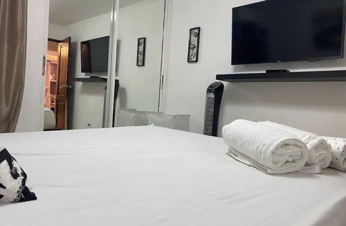 Santiago de los Caballeros Condo | ,self check-in,beautiful, céntric, first floor.