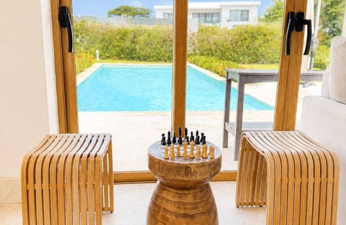 Playa Chiquita Villa | Sleeps up to 22 | Estate Pool 6bd Villa Corner Lot