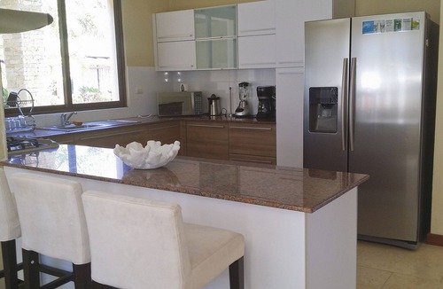 Sosua Villa | Spacious guest-friendly 9BD complex, 2 minutes walk to the sandy beach!