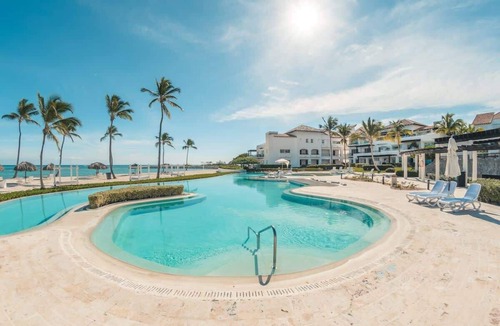 Cap Cana Marina Apartment | Studio for two with ocean view at Punta Palmera