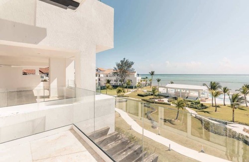 Cap Cana Marina Apartment | Studio for two with ocean view at Punta Palmera