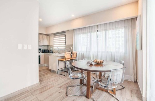 Downtown Santo Domingo Apartment | Stylish Apartment in Piantini Pool & Gym u302