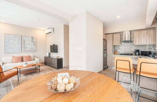Downtown Santo Domingo Apartment | Stylish Apartment in Piantini Pool & Gym u302