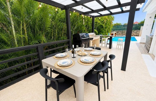 Sosua Villa | Sunset Villa | Bunk Room, Pool & Sleeps up to 11