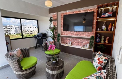 Punal Apartment | The Cibaena Apt on Fifth Palm