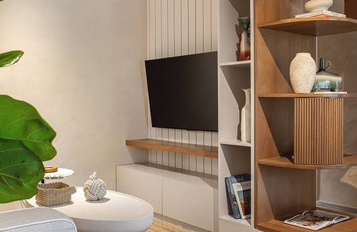 Dominicus Apartment | Tracadero Luxury 3 Apt, 2 Bedrooms.