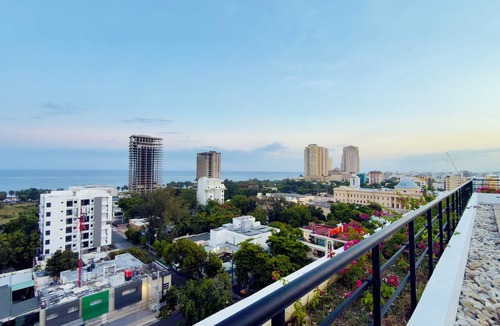 Gascue Apartment | Urban Oasis Ocean-View Studio with Balcony
