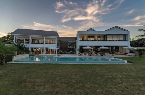Casa de Campo House | Villa Cinco Ríos · Infinity Pool, Golf & Ocean Views, Staff Included