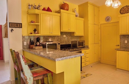 Paso Bajito Cabin | Villa in the Jarabacoa Mountains with a pool, hot tub, and a view of the city
