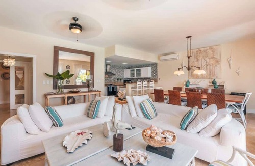 Puerto Bahia Villa | Villa with bqq private pool and terrace in Samana