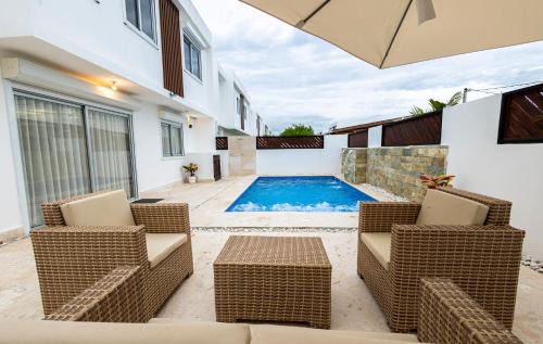 Punta Cana Villa | Villa with Pool and BBQ 5 mins Downtown Punta Cana