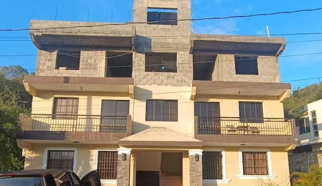 3-bedroom apartment 201 @ Janico