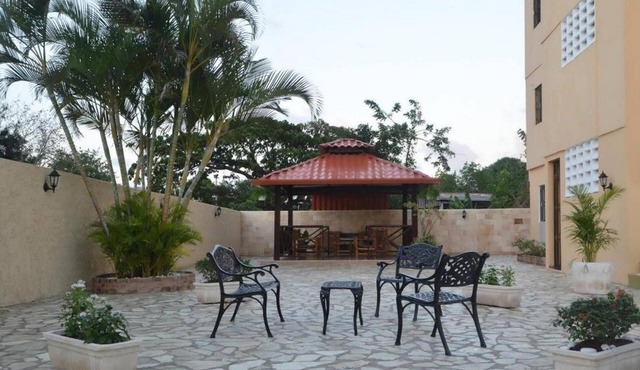 3BD/2BTH near main Sosua supermarket. Quiet residence with pool/TV/BBQ/Wi-Fi
