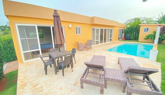 Beautiful 2 bedroom Villa w/Pool - Weekend Special $97+ per day - Tax included in Sosúa