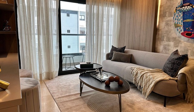 Chic 1BR Serrallés Retreat, Rooftop Pool|YellowKey in Santo Domingo