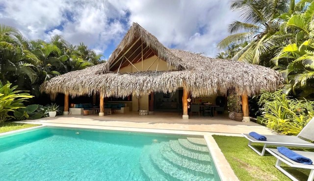 Cosy caribbean villa with beach access 3 min walk in beach front gated community