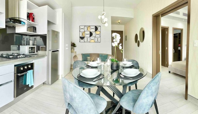 Cozy 1BR Apt, Full AC, Pool, Spectacular Rooftop Terrace, Great City Views