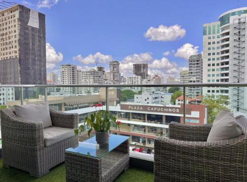 Elegant City-Center Luxury Apt in Santo Domingo