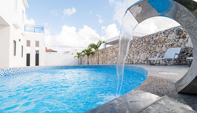 Executive 4-Bedroom 14+ Private Pool Villa