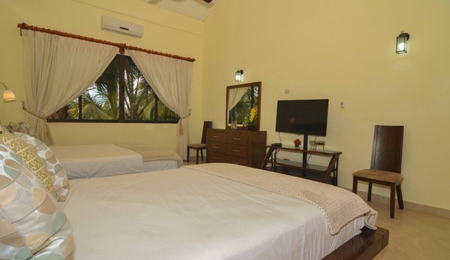 Family Luxury Villa w/cook and cleaning in La Romana