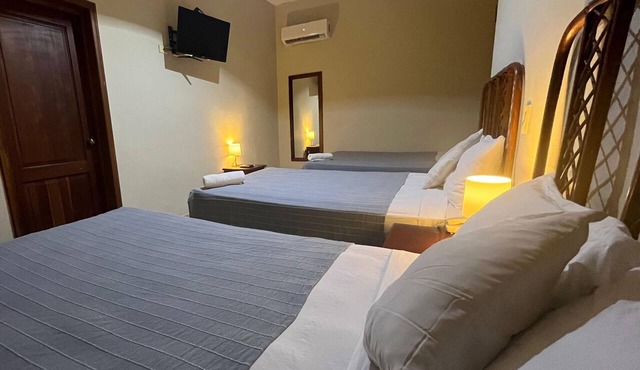 Hotel Plaza Kavia