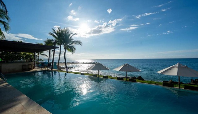 Infiniti Blu, Sosua in Sosúa