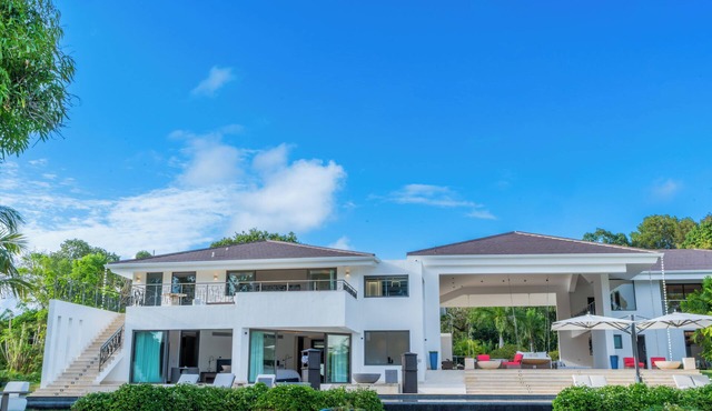 Luxury Italian Villa with Ocean Views in Casa de Campo