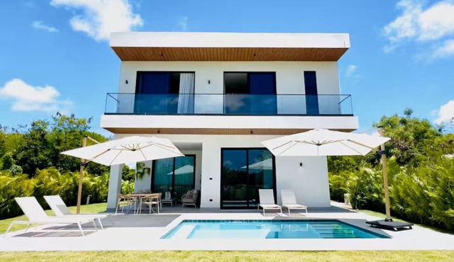 Luxury Villa on Ocean 4 Golf Course Par 5, Private Pool & Beach in La Caña