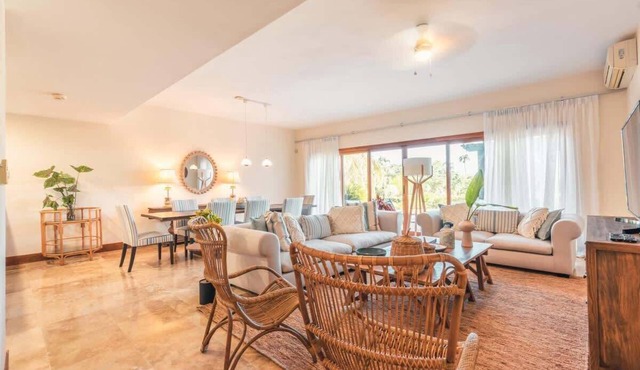 Ocean View Villa with Pool & BBQ in Samana