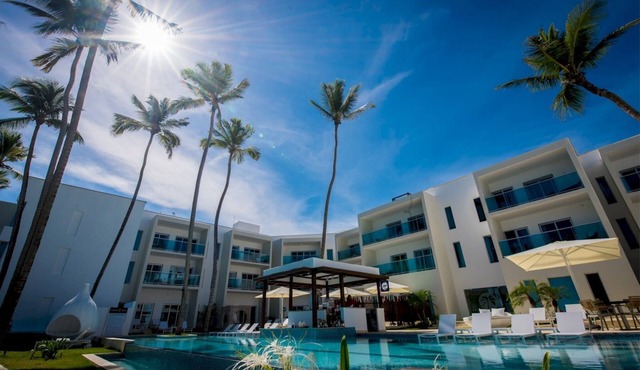 Outstanding 2 Bedroom Apartment, Pool View (B) in Cabarete