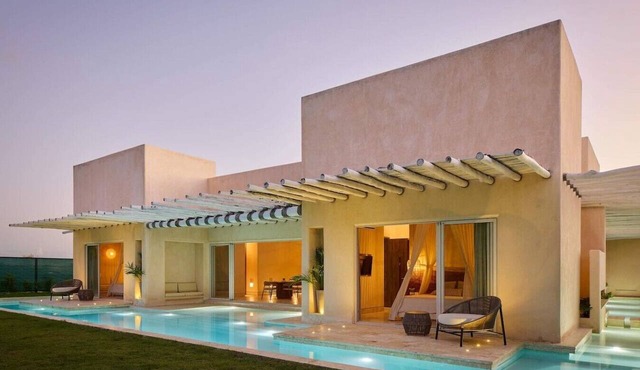 Private Cap Cana Pool Villa · 7 Suites · Sleeps 14