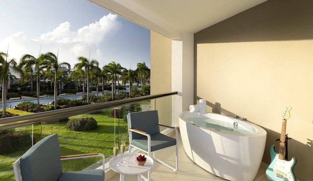 Punta Cana Casino: Enjoy All-Inclusive Fun, Perfect for relaxation | 4 Units