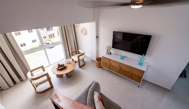 Rooftop Penthouse Jacuzzi + 2 pools. 500 m to Playa Popy