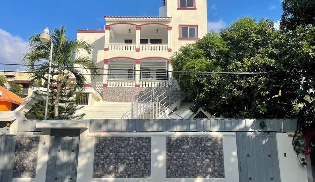Tropical getaway 1-bedroom apartment with AC in Santo Domingo