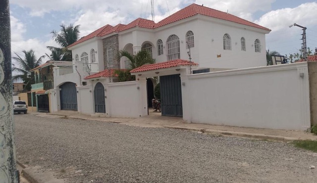 Villa Coronel in Cancino Adentro