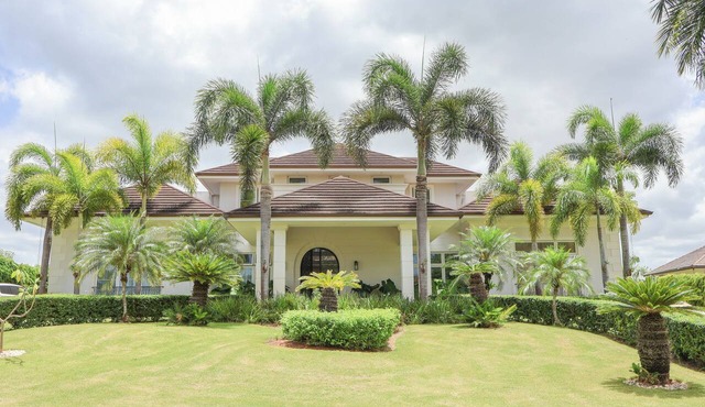 Villa Rimonim - Flamboyan 5, Casa de Campo in La Romana