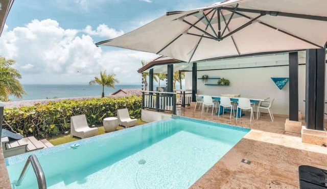 Villa with ocean view bbq pool resort access