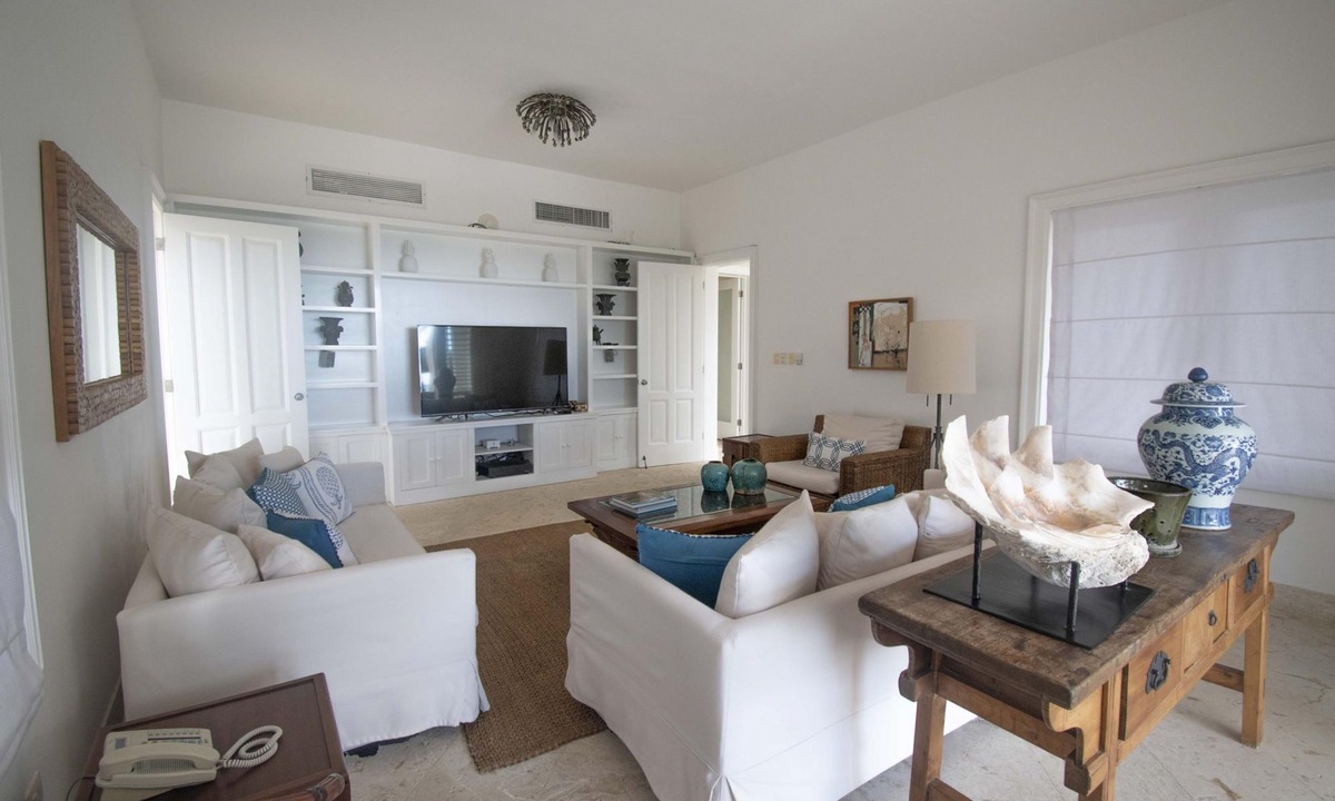 Punta Cana Villa | Ocean Front Luxury Villa in Golf and Beach Resort