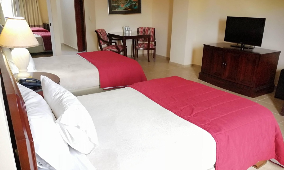 Evaristo Morales Hotel | Ramada Santo Domingo Princess Hotel
