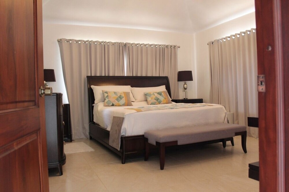 Jarabacoa Villa | Luxury Villa In Jarabacoa with private pool