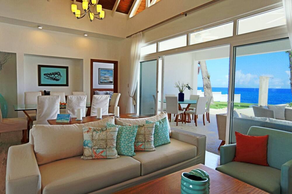 Playa Chiquita Villa | Luxury Oceanfront 3-bedroom Villa #9